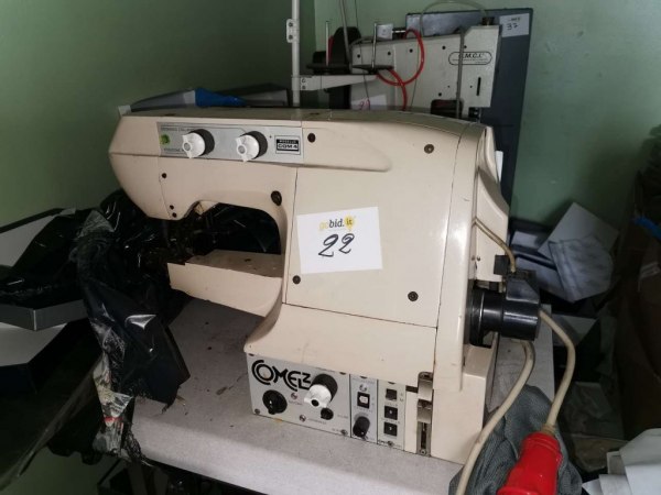 Stroji za čevljarstvo - Materiali in oprema - Nissan Vanette - Padec 51/2019 - Okrožno sodišče v Neaplju Sever - Prodaja 6