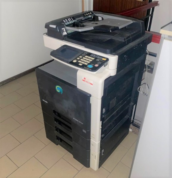 Fotocopiadoras Olivetti - Mobili e equipamentos de escritório - Fal. 41/2022 - Trib. de Siracusa - Venda 7