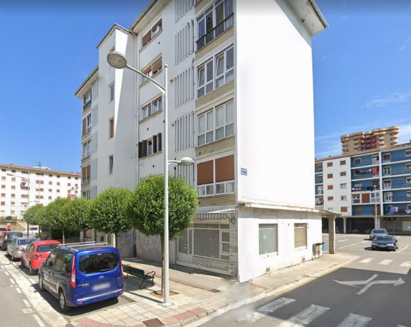 Commercieel pand in Arrasate - Gipuzkoa - Handelsrechtbank Nr. 3 van Bilbao