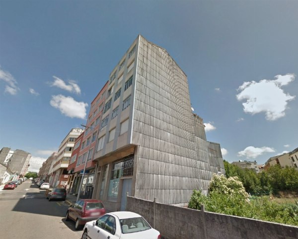 Zemljišče in stanovanje v Ordesu in Santiagu, A Coruña
