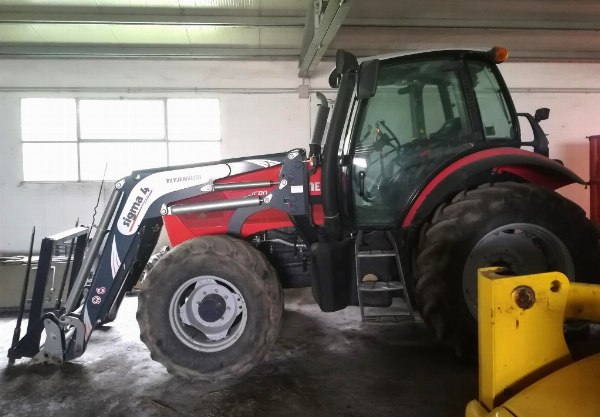 Trator e equipamentos agrícolas - Mercedes Sprinter e mini-carregadeira Komatsu - Falência n. 2/2015 - Tribunal de Enna