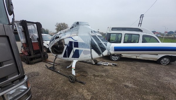 Fahrzeuge - Zweisitziger Hubschrauber - Zwangsversteigerung Nr. 26/2023 - Gericht von Cassino
