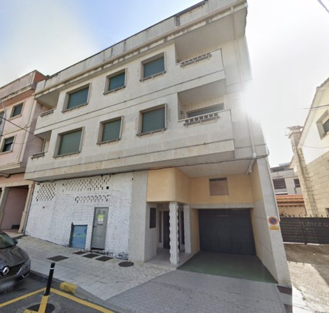 Opslagruimtes en parkeerplaats in As Neves - Pontevedra - Rechtbank nr. 1 van A Coruña