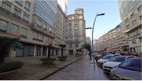 Locuință, apartament și spațiu comercial în A Coruña - Judecătoria Comercială nr. 1 din A Coruña - 1