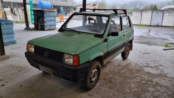 Eraikuntza hornidurak - FIAT Panda - Lik. Jud. - 3/2024 - Florentziako Auzitegia - Salmenta 5