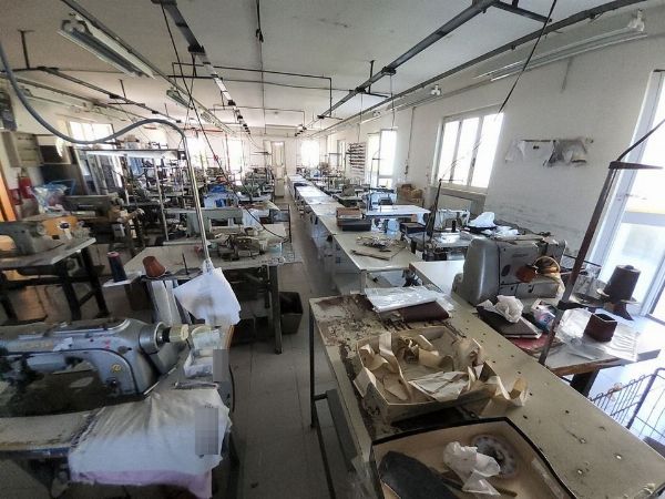Industria tekstile - Makineri dhe pajisje - Falimentimi nr.171/2015 - Gjykata e Teramos