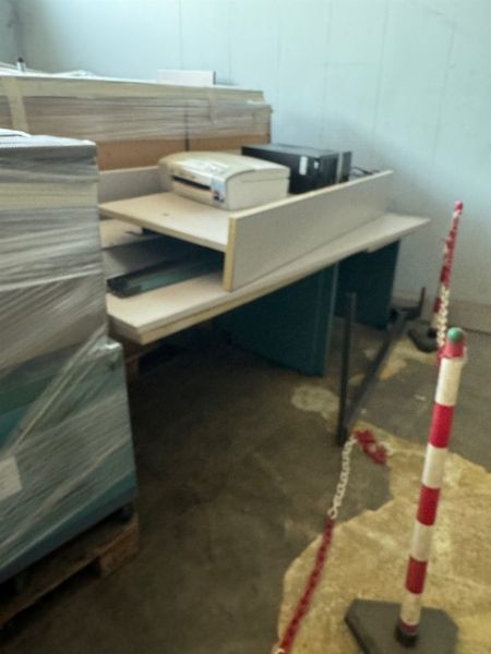 Мебел и опрема за канцеларија - Јавна продажба бр. 98/2023 - Суд на Виченца