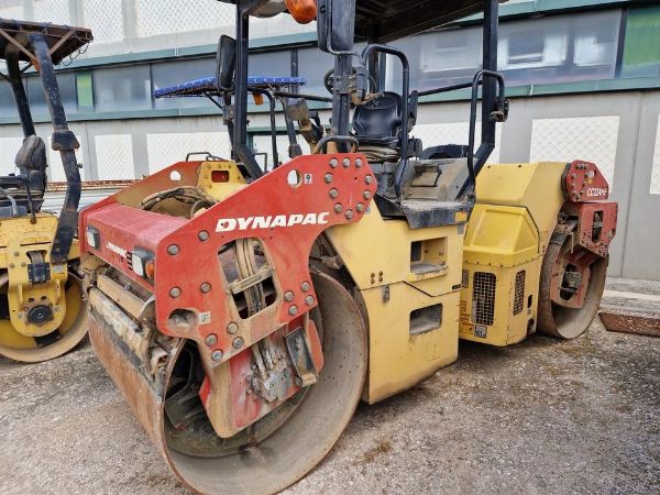 Road milling machine, finisher and vibrating rollers - Leased Capital Goods - Intrum Italy S.p.A