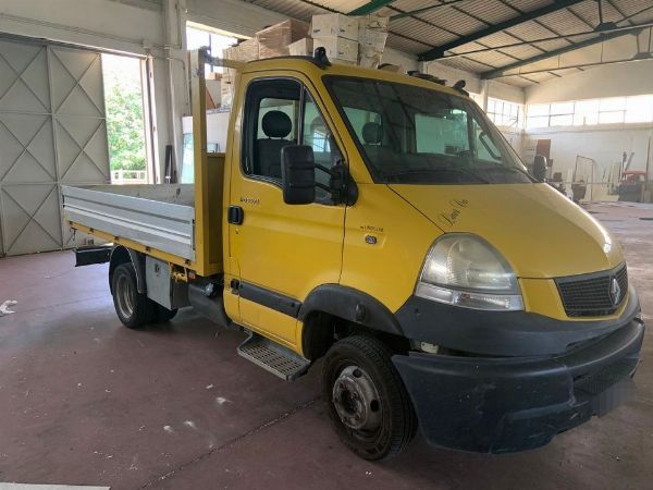 Renault Mascott Vrachtwagen - Houtbewerkingsmachines en -gereedschappen - Rechtersliquidatie nr. 15/2024 - Rechtbank van Perugia