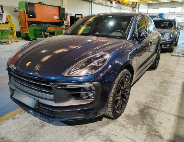 Porsche Macan GTS i FIAT Qubo - Liquidació Judicial n.26/2024 - Tribunal d'Avellino - Venda 3