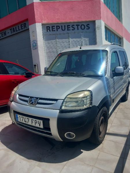 Vehicles, lifting platform and equipment - Commercial Court No. 1 of Santa Cruz de Tenerife-1