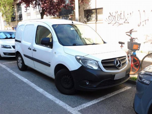 Oprema za gostinstvo - Mercedes Citan - Sodni postopek št. 61/2024 - Sodišče v Padovi