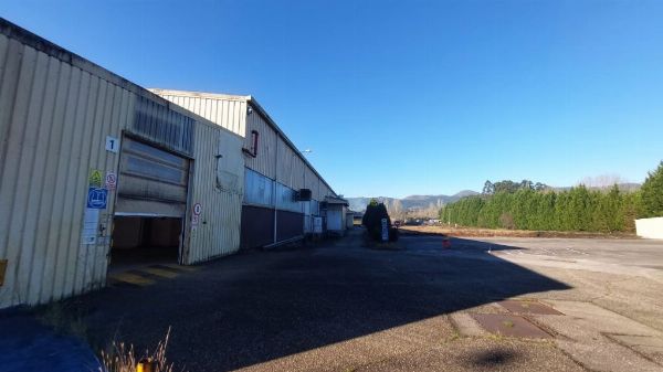 Nave Industrial con terreno, en Porriño, Pontevedra - Juzgado Mercantil Nº2 de Pontevedra - 1