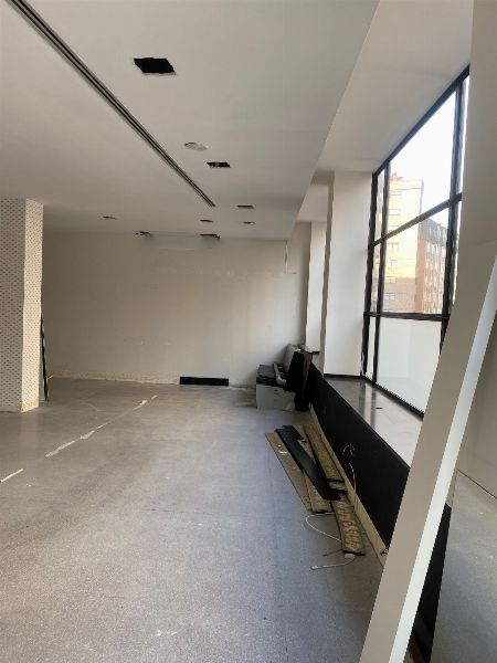 Varios locales comerciales distribuidos en 2 bloques, en Vigo- Juzgado de lo Mercantil Nº3 de Pontevedra