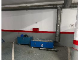 Plaza de garaje ubicada en Avda de la Cruz en Almeria
