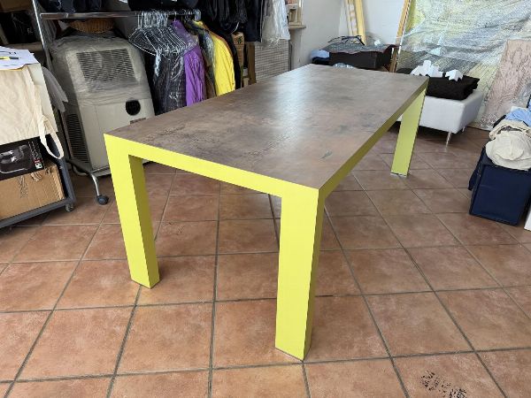 Mobiliario variado