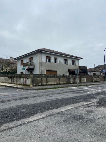 Vivienda con terreno en Lalín, Pontevedra