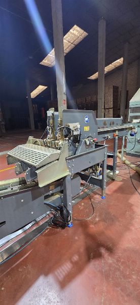 Conjunto de maquinaria industrial, vehículos e instalaciones para la fabricación de envases, ubicados en Mérida